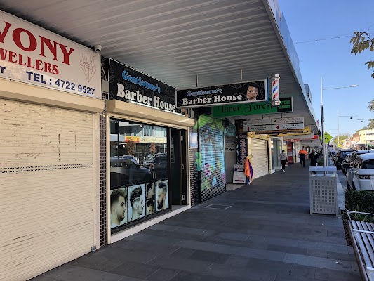 Gentlemen’s Barber House