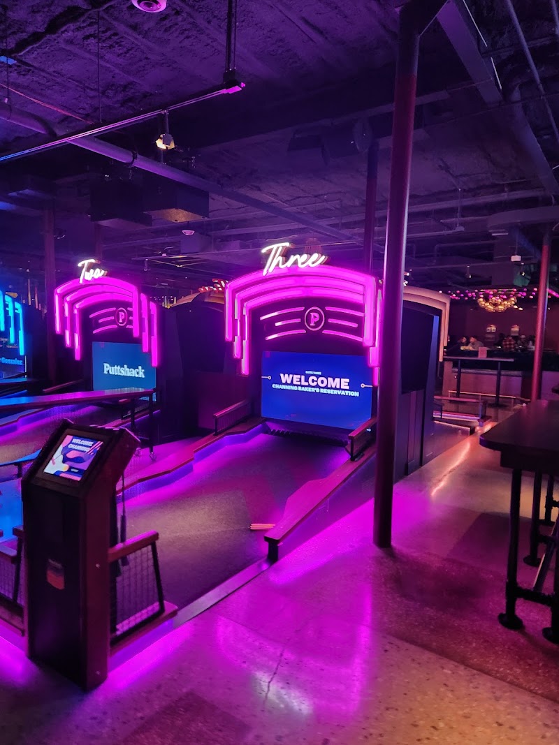 Puttshack - Addison photo 3