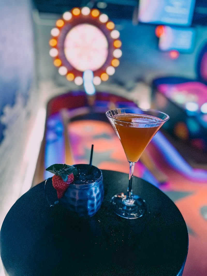 Puttshack - Addison photo 4