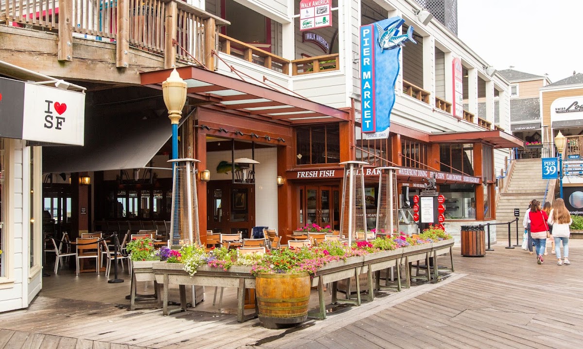 Pier Market Seafood Restaurant in san-francisco