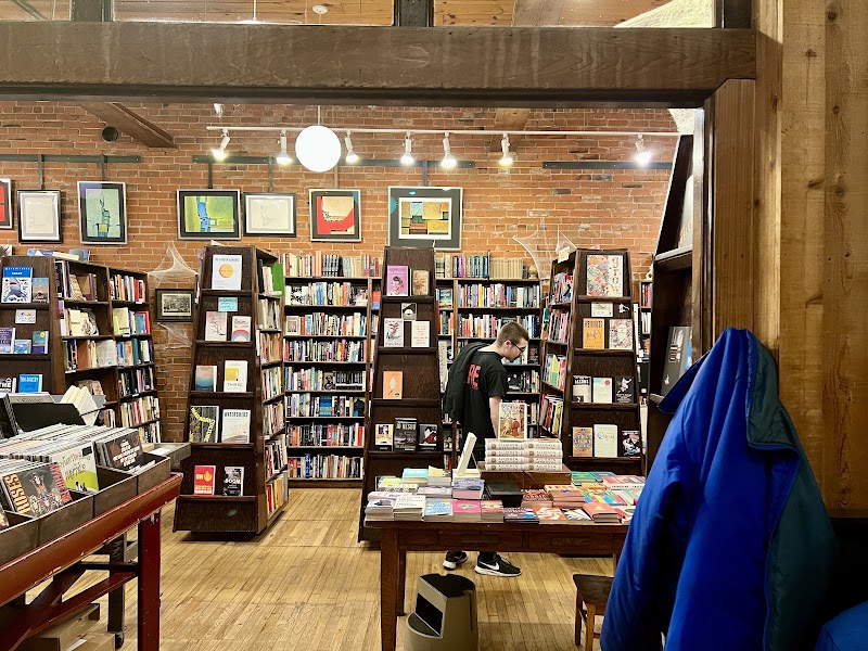 Trident Booksellers and Cafe photo 3