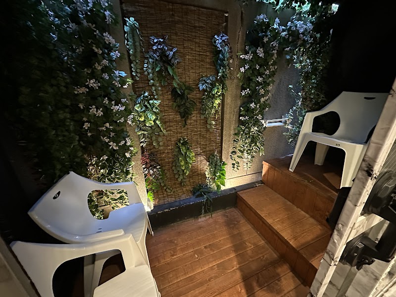 BAN SAUNA GINZA EAST 3