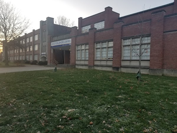 SHAWNEE HIGH SCHOOL exterior