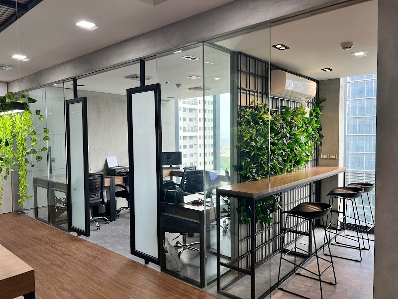 Top Realty Corporation
