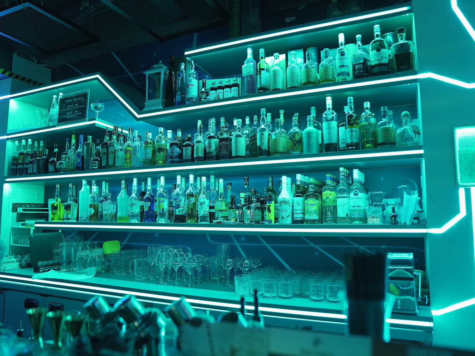 Think of Bar 太空酒吧
