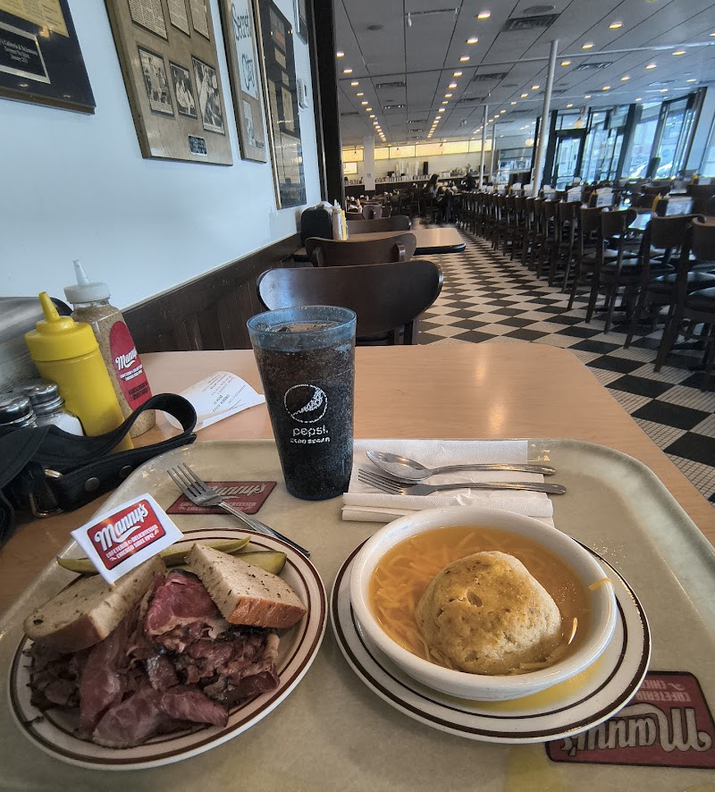 Manny's Cafeteria & Delicatessen photo 3