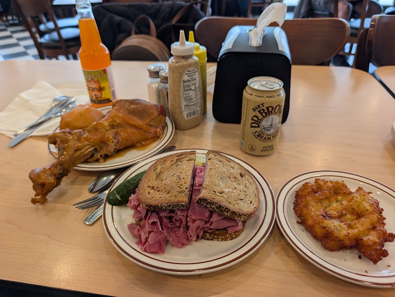 Manny's Cafeteria & Delicatessen photo 3