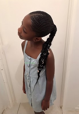 Em-C Locs & Hair Extension Services