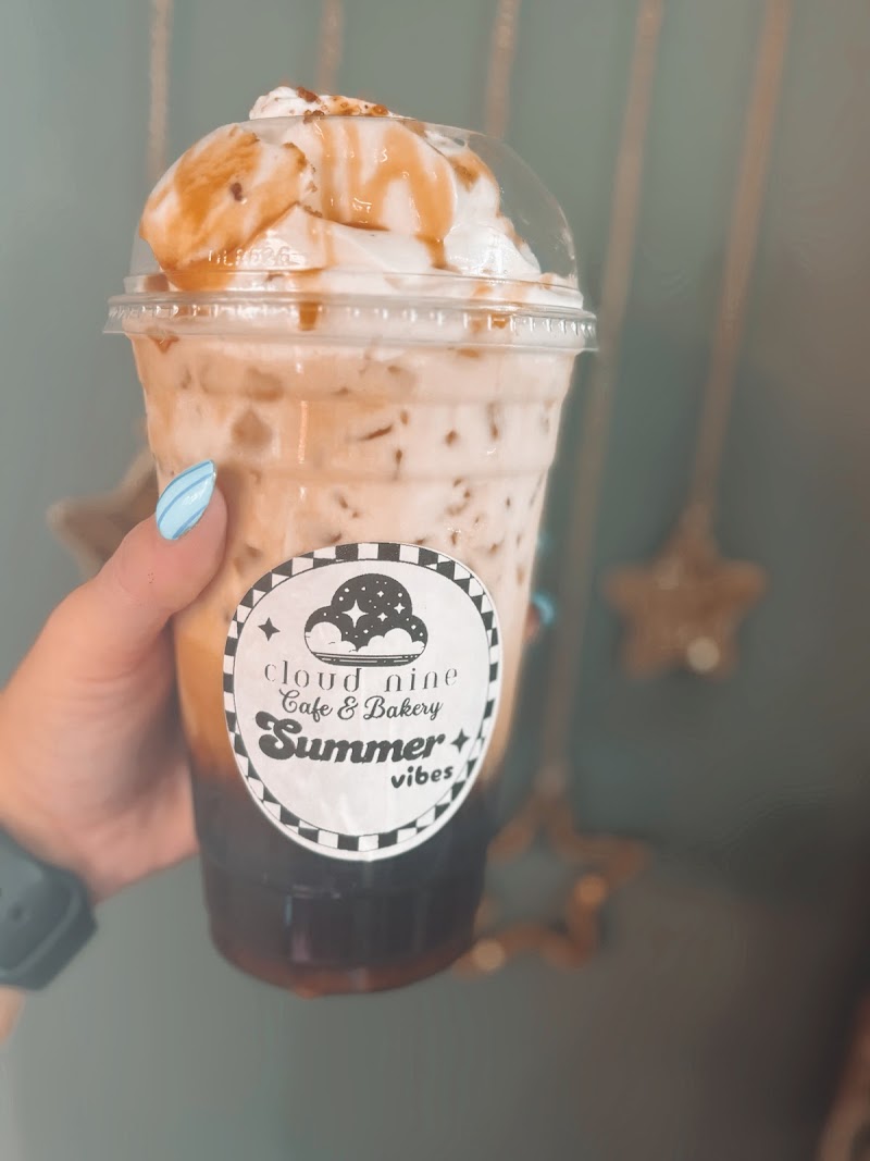 Clyde Drive Thru & Cloud Nine Cafe photo 4