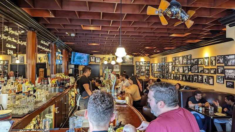 Tony's Pizza Napoletana photo 6