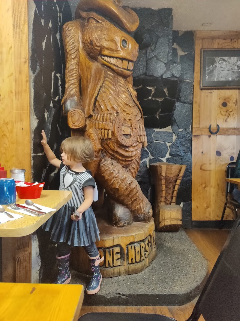 Gene’s Hitchin' Post Cafe photo 4