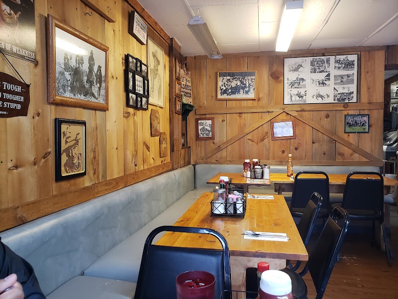 Gene’s Hitchin' Post Cafe photo 1