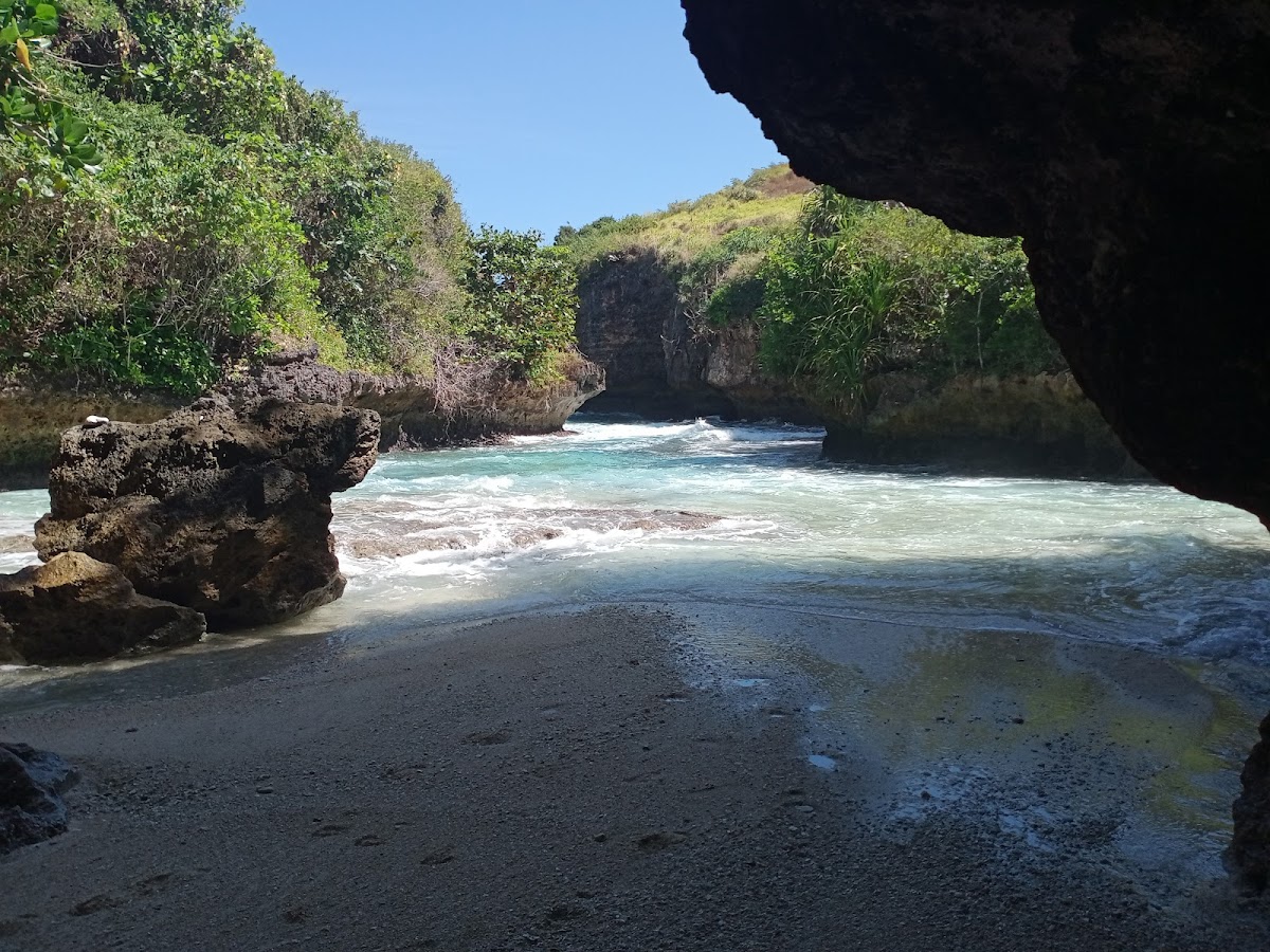 Lumangan Beach