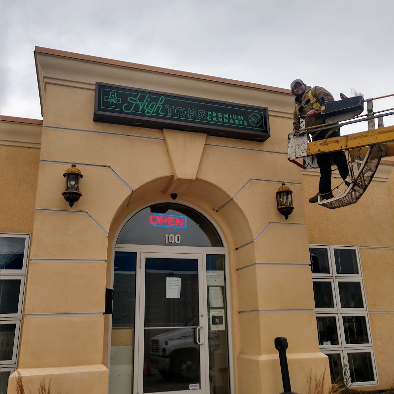 Video tour of HighTops Recreational & Medical Marijuana Dispensary - Powers retail environment