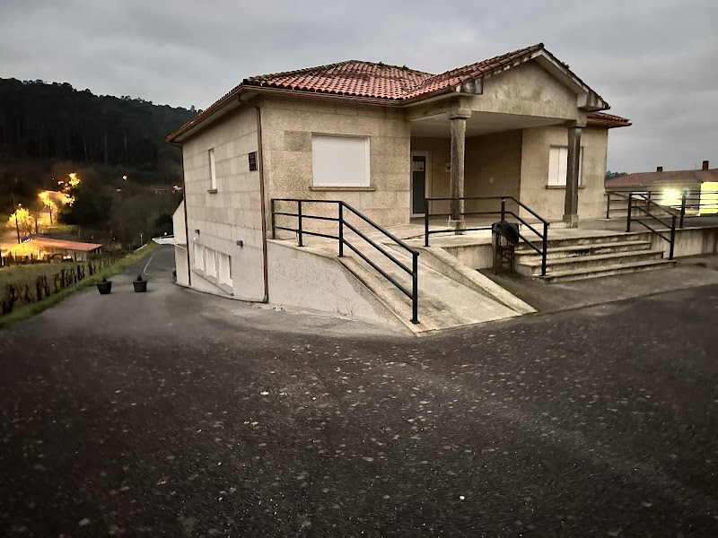 Albergue De Peregrinos San Ero Armenteira photo 1