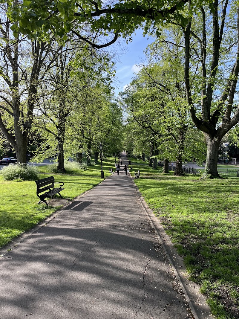 Lovers Walk and Cotham Gardens in Cotham, Bristol