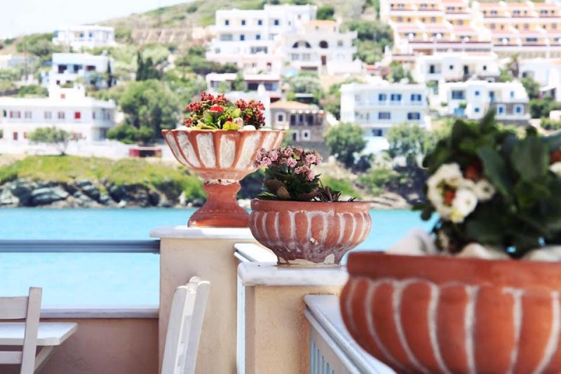 Als Cafe Cocktail Bar