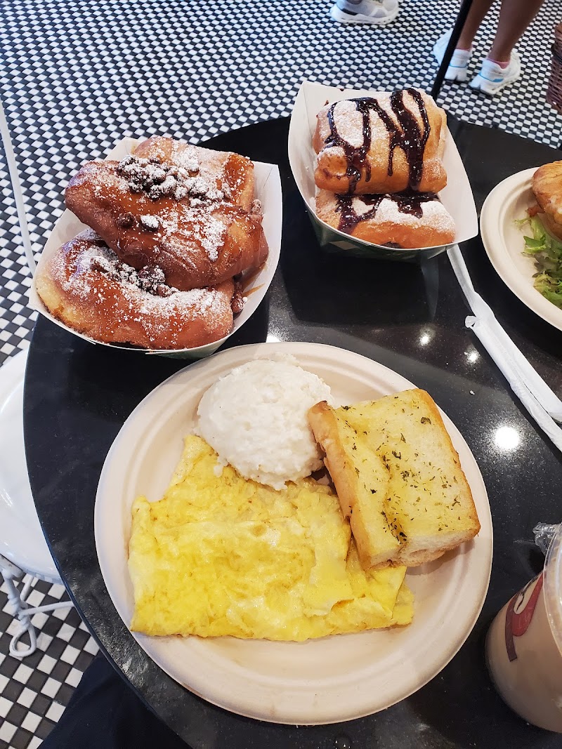 Cafe Beignet, Canal St. photo 4