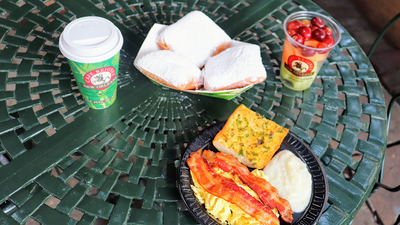 Cafe Beignet, Canal St. photo 3