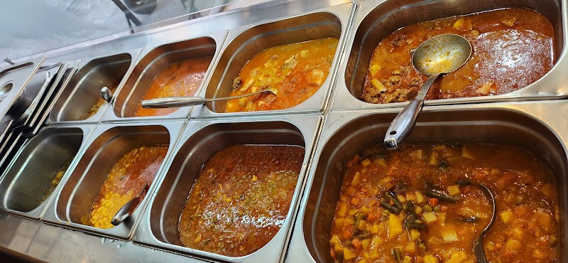 Sufrat Al Riyadh Restaurant photo 2