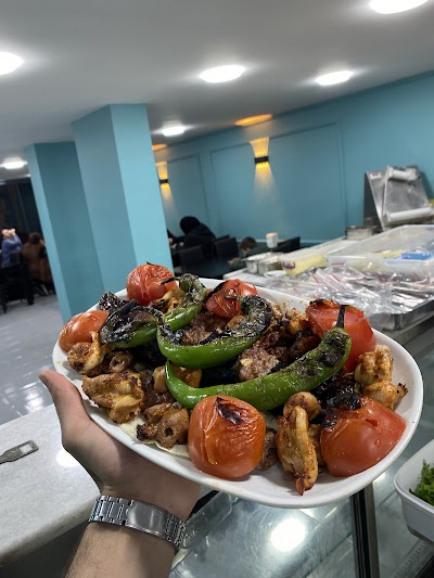 Hasan Usta Kebap Pide Lahmacun Salonu - Restoran