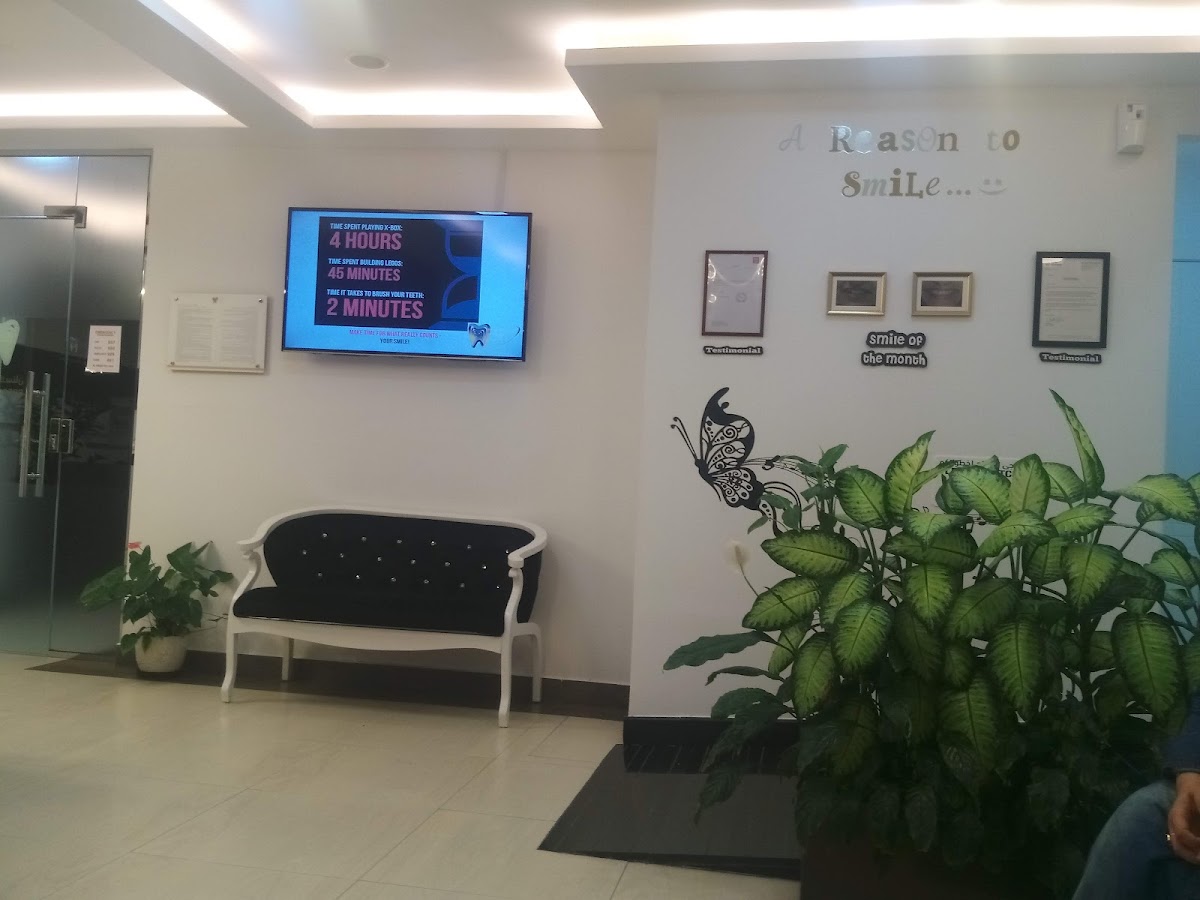 Precision Dental Clinic - Dubai 5