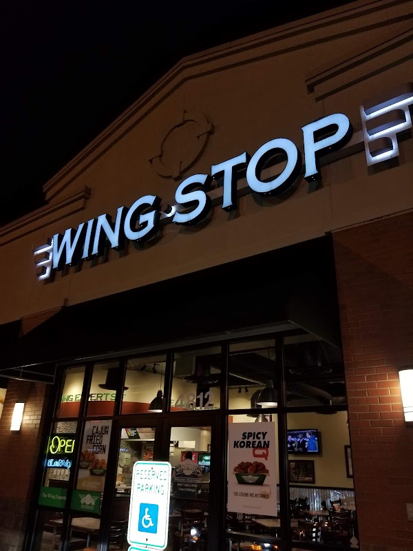 Photo by CADILLAC SUPREME