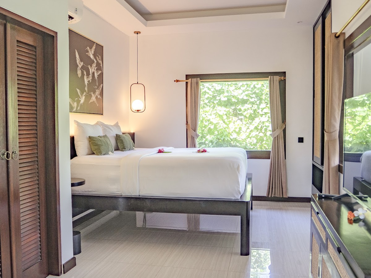 Uluwatu Surf & Yoga Retreats — 4