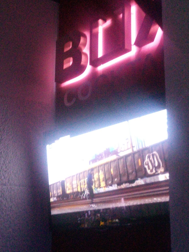 Box Cocktail Bar photo 3