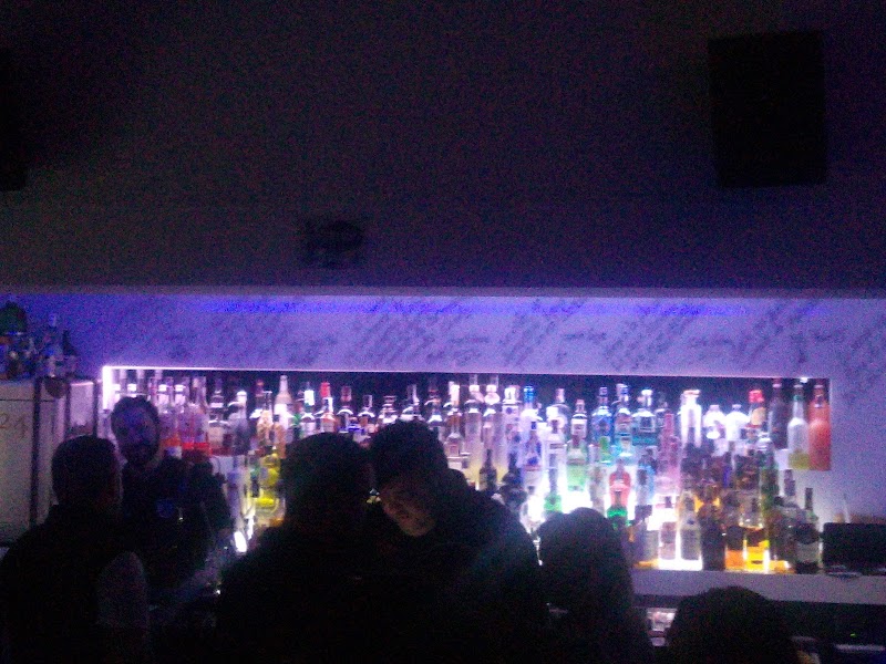 Box Cocktail Bar photo 5