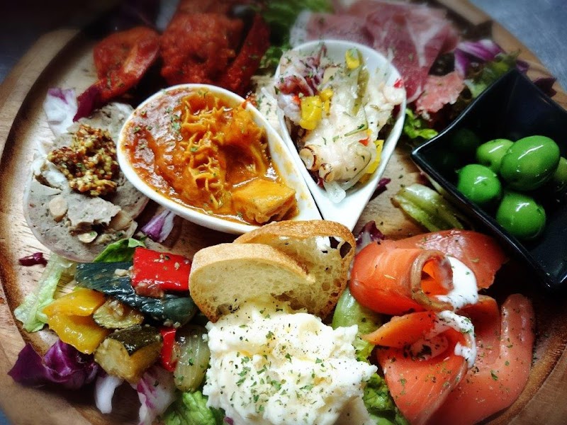 アシヤ食堂 manchos! 写真3