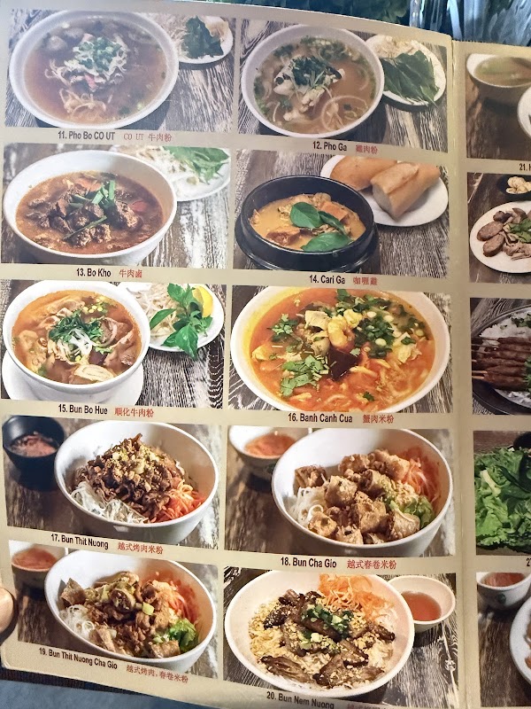 Kitchen Cô Út photo 5