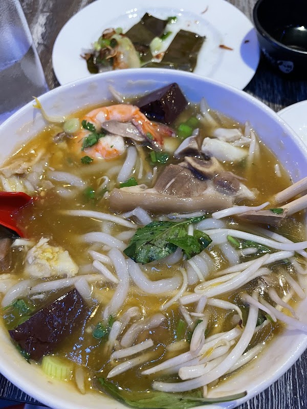 Kitchen Cô Út photo 8