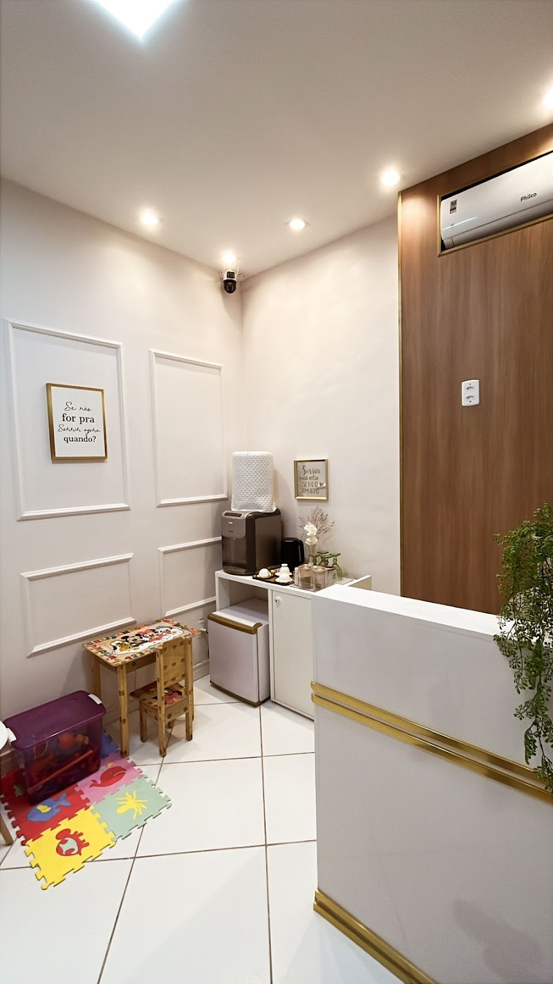 Consultório Odontológico Dra. Mariana Finassi - Dentista em Manaus - foto 2