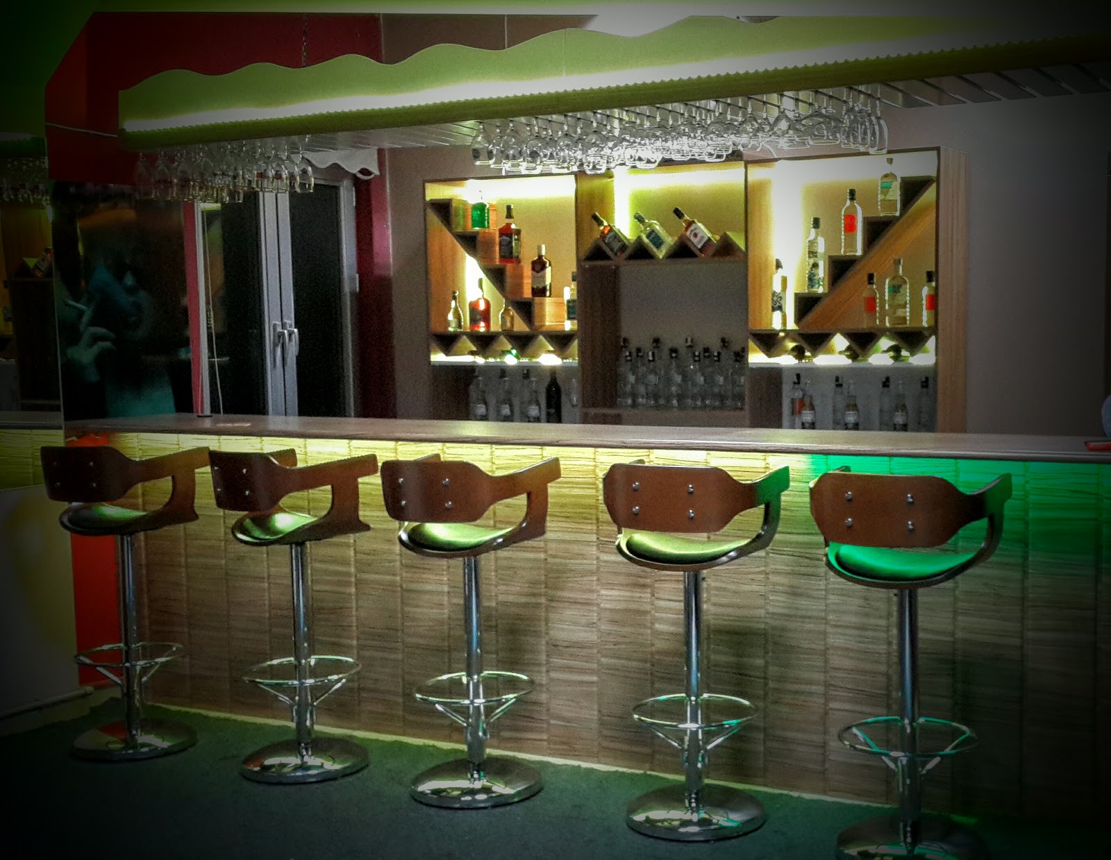 BARAKA TÜRKÜ BAR mekanı