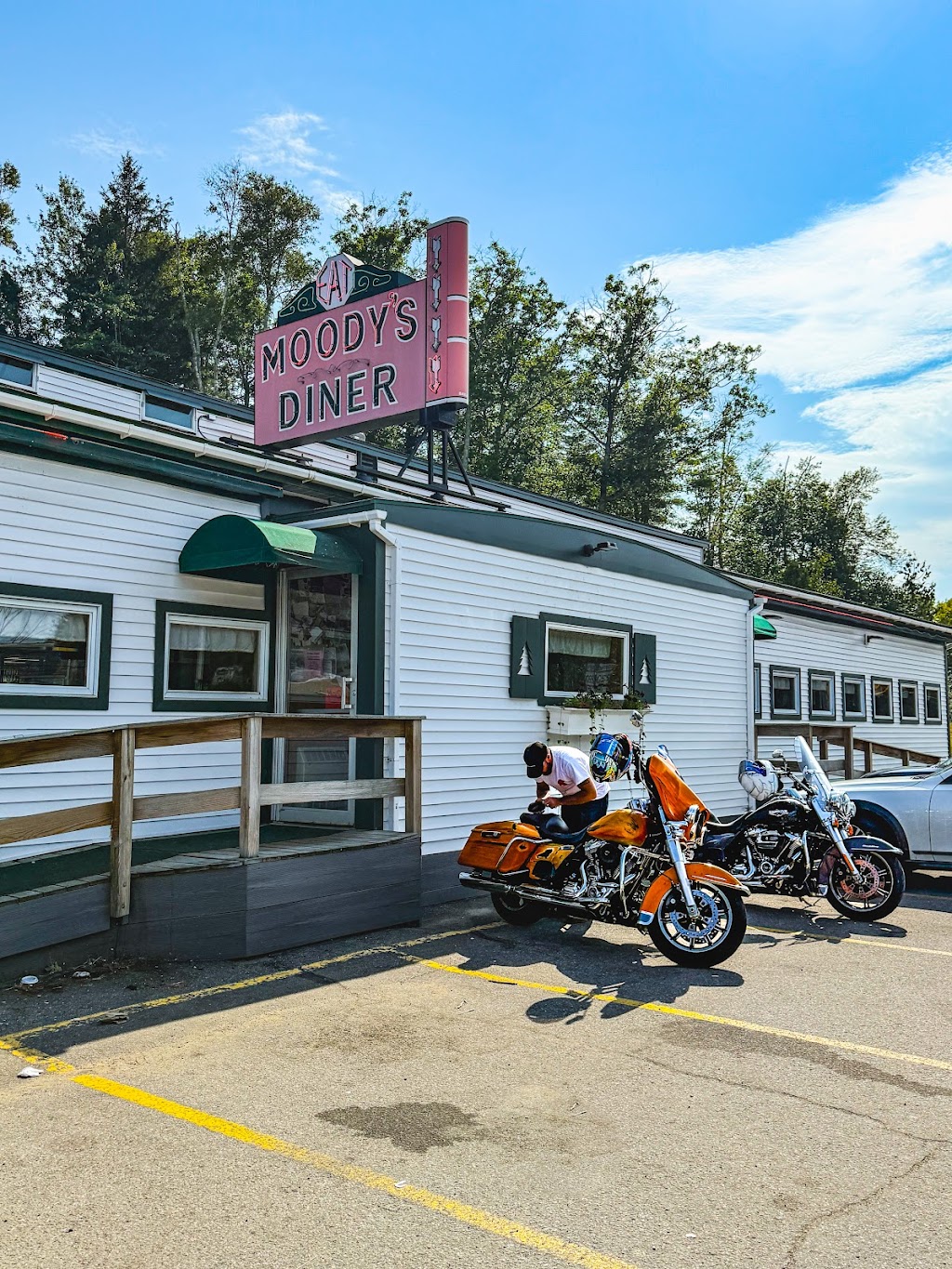 Moody’s Diner