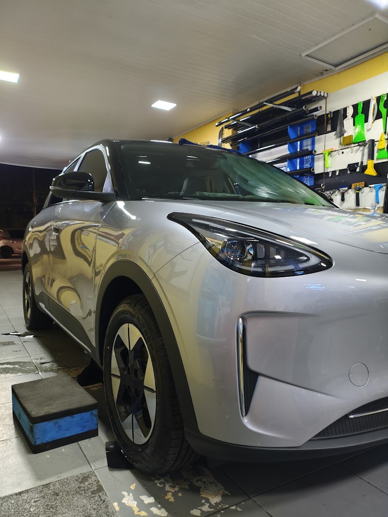 Foto de Cabeça Insufilm e Acessórios Automotivos