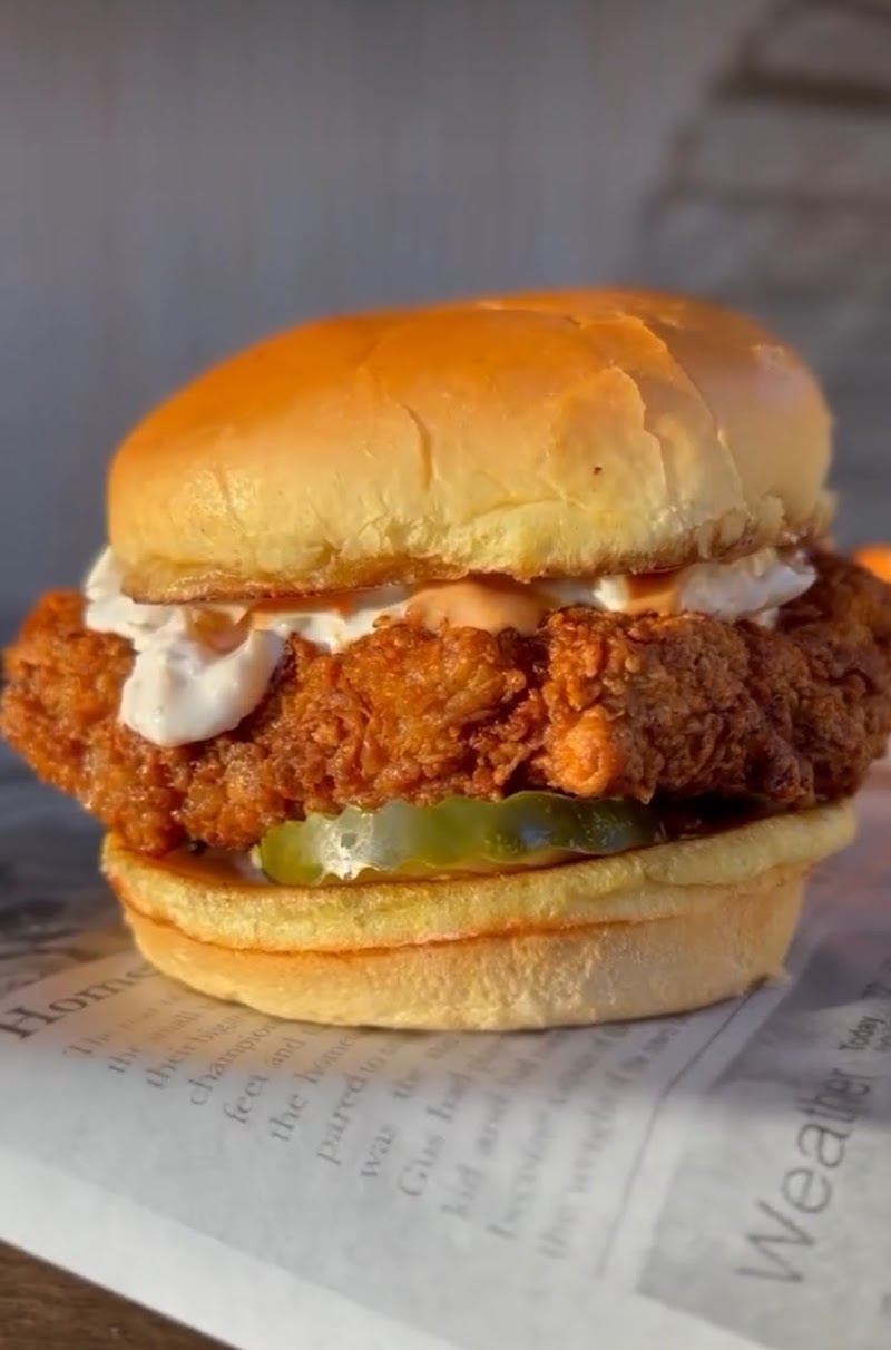 CHI TEA - Hot Chicken, Burgers, & Wings photo 2