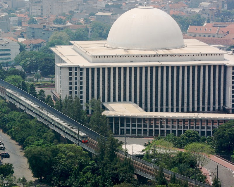 Istiqlal Mosque photo 4