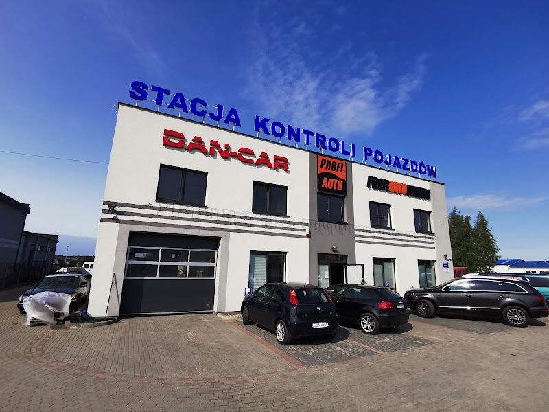 Tom-Car Bytów - Stacja Kontroli Pojazdów - Warsztat Samochodowy - Ubezpieczenia - Holowanie - Lakierowanie