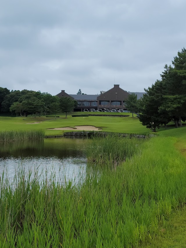 North Shore Country Club - Photo 2