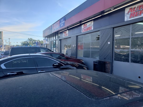 DINO'S FOOD MART exterior