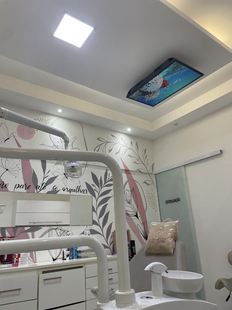 Dra. Yvna Galvão - foto 2