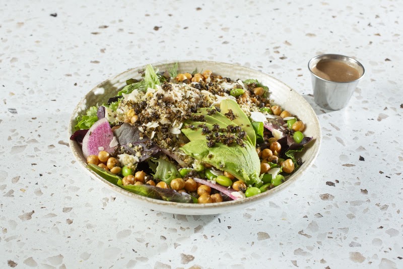 The Hive Healthy Eats & Organic Cafe - Manhattan Beach photo 3