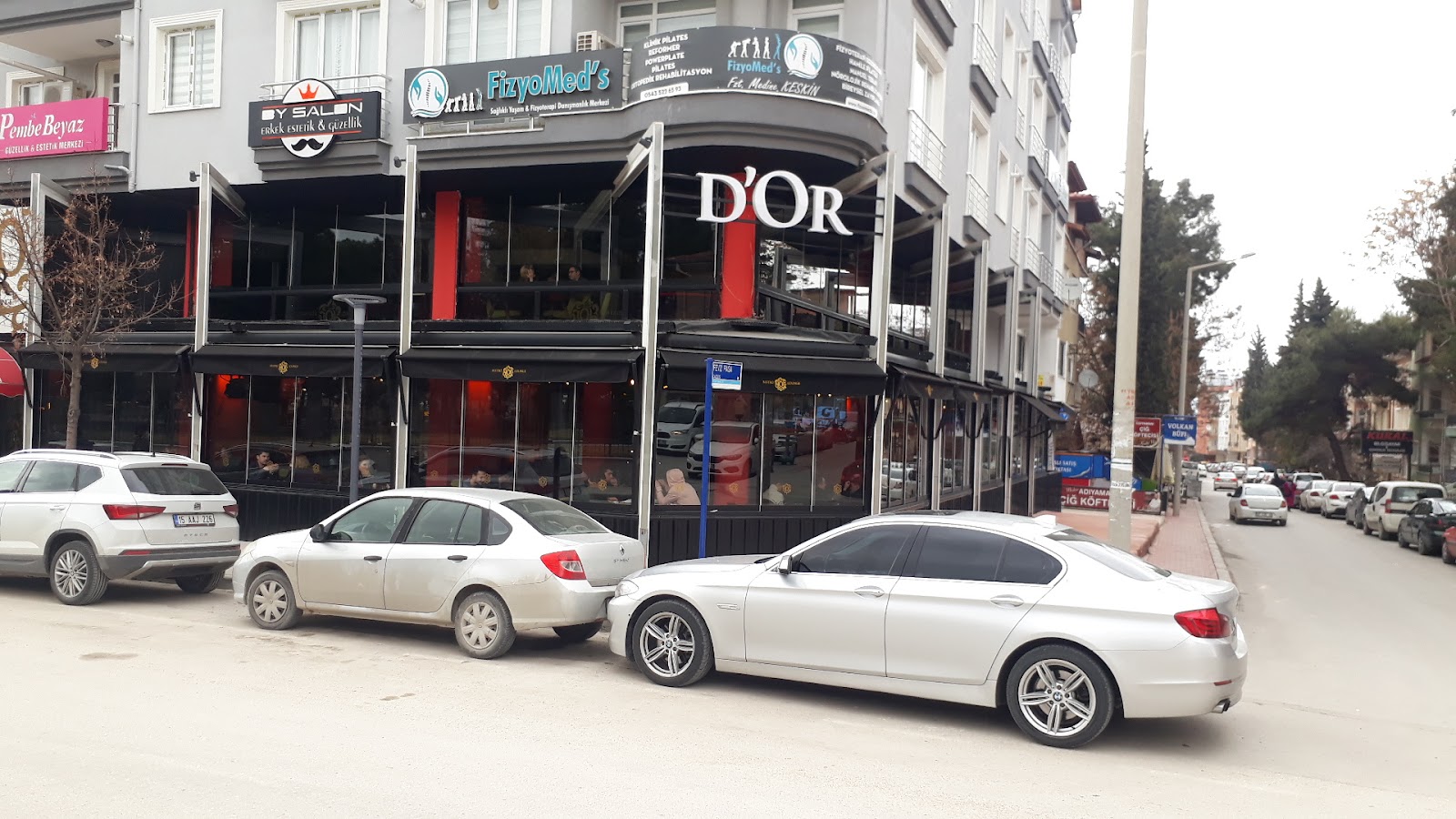 D’OR BİSTRO & LOUNGE CAFE mekanı