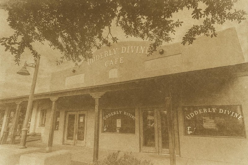 Udderly Divine Cafe & Bakery photo 3