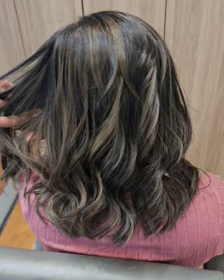 Blue Aura Hair photo 2