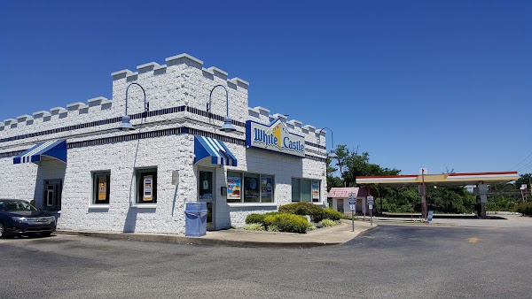 WHITE CASTLE #36 exterior