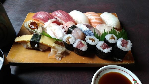 だるま寿し 形原店