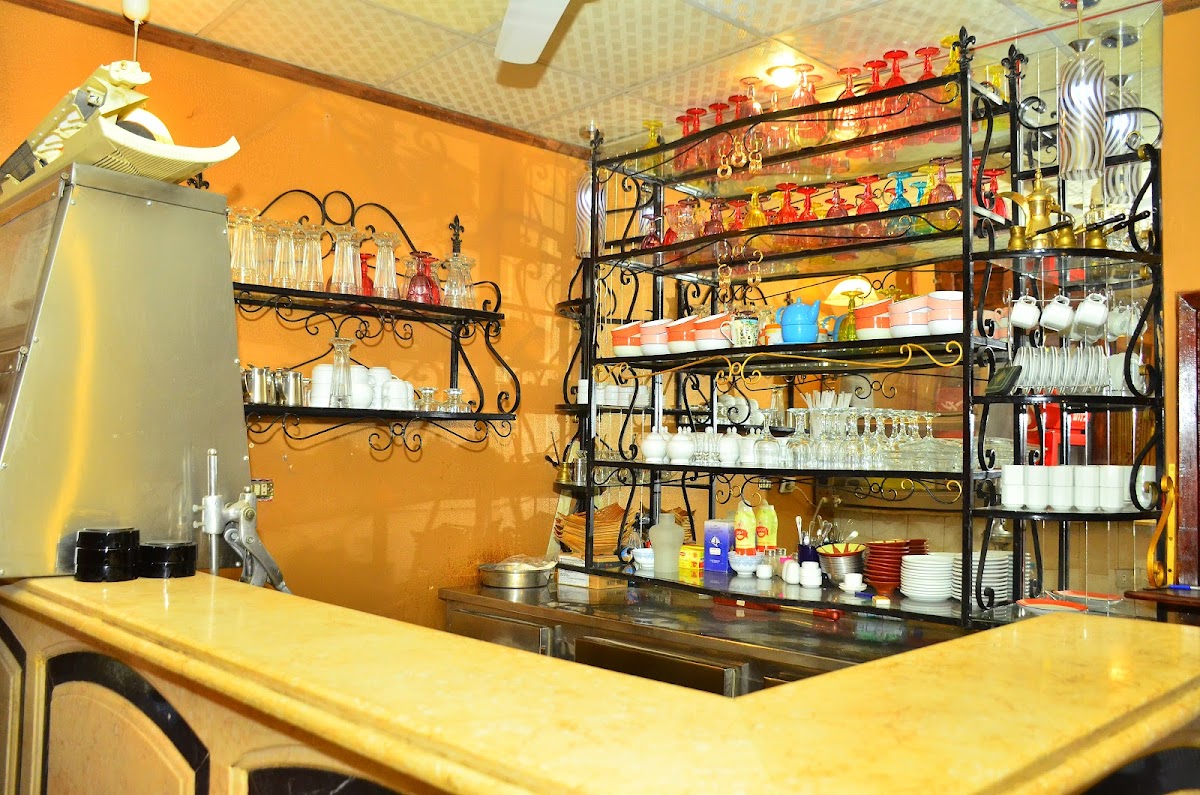 مطعم سنوبس Snobs Restaurant in luxor